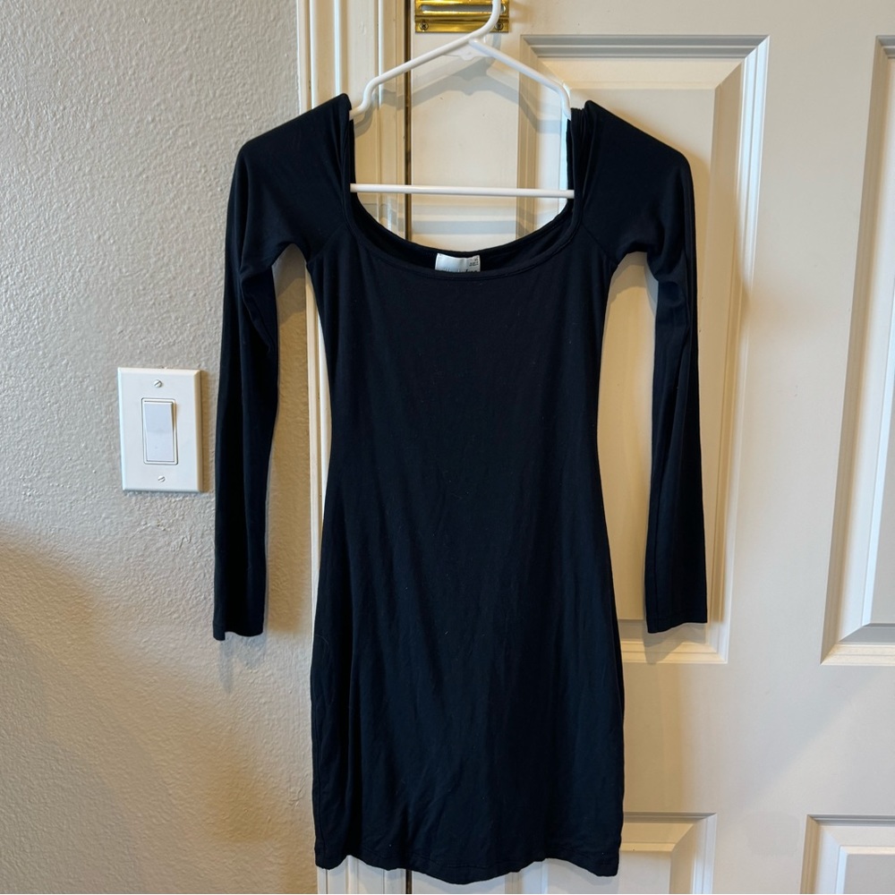 Aritzia Wilfred Free Long Sleeve Square Neck Fitted Black Mini Dress